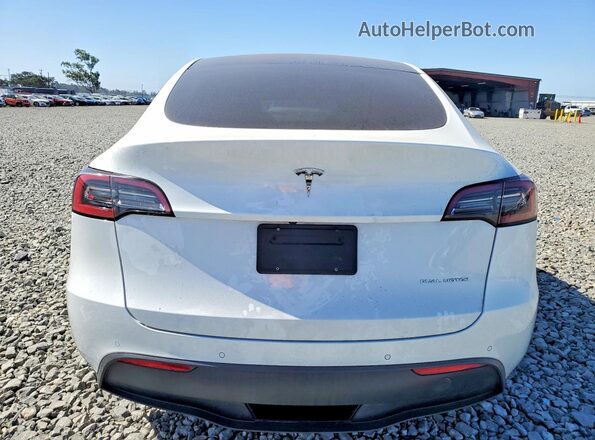 7SAYGDEE9NF356338 2022 TESLA MODEL White Widok z tyłu