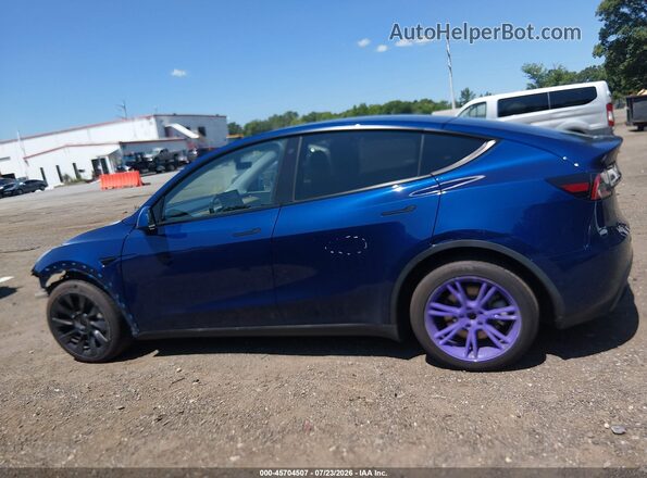 7SAYGDEE9NF481792 2022 TESLA MODEL Y Blue სალონის 360-გრადუსიანი ხედი