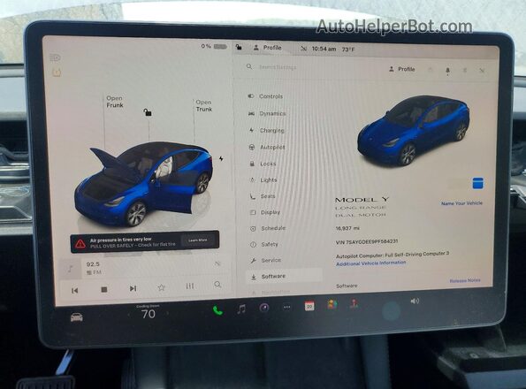 7SAYGDEE9PF584231 2023 TESLA MODEL Синий Вид щитка приборов