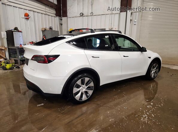 7SAYGDEE9PF714007 2023 TESLA MODEL White Հետևի աջ