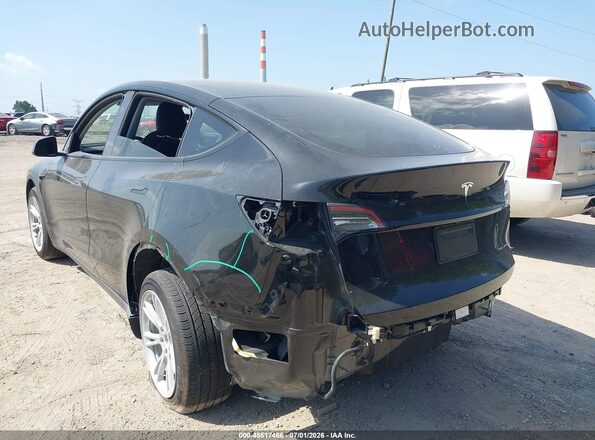 7SAYGDEE9RA286665 2024 TESLA MODEL Y Black Դիմացի տեսք