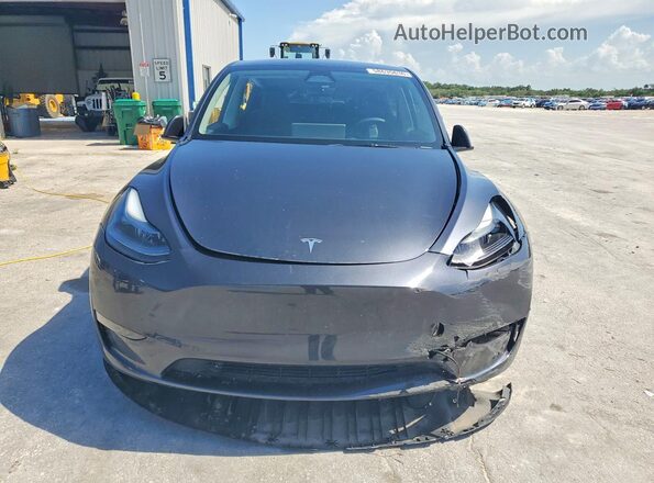 7SAYGDEE9RA317591 2024 TESLA MODEL Gray Front view