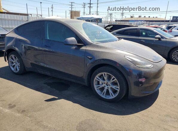 7SAYGDEE9RF081804 2024 TESLA MODEL Gray Передня права чверть