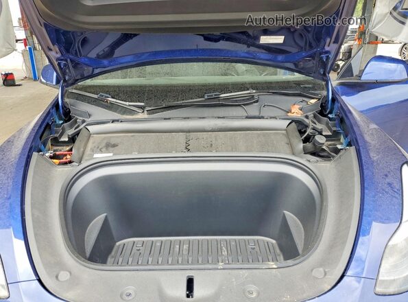 7SAYGDEE9RF159658 2024 TESLA MODEL Blue უკანა სალონის ხედი