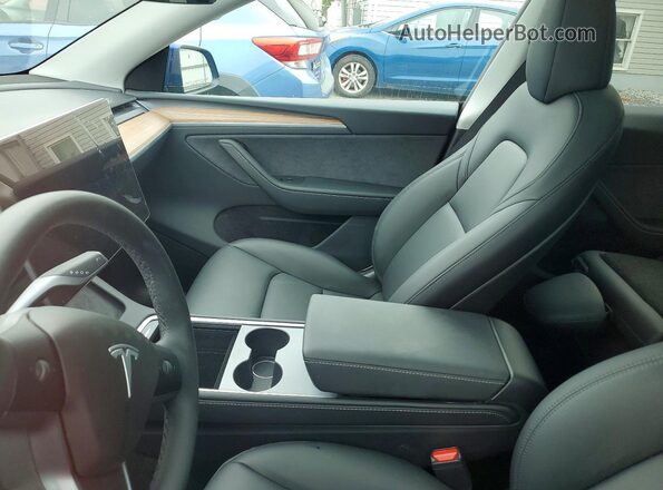 7SAYGDEE9SA349981 2025 TESLA MODEL Blue Vista del salpicadero