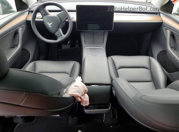 7SAYGDEE9SA353397 2025 TESLA MODEL Gray Vista del salpicadero