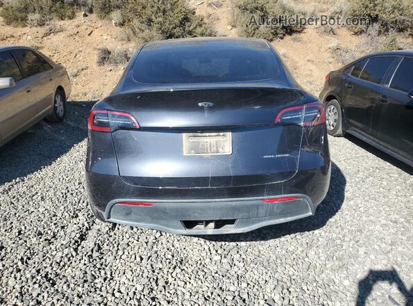 7SAYGDEE9SA357725 2025 TESLA MODEL Черный Вид сзади