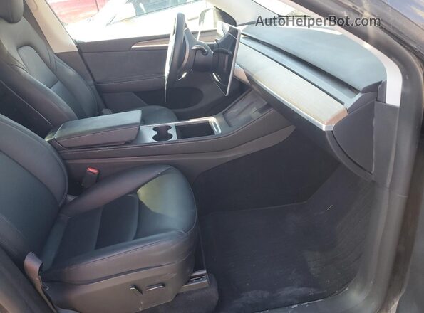 7SAYGDEE9SA357725 2025 TESLA MODEL Черный Вид салона спереди