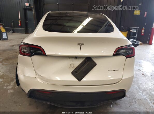 7SAYGDEE9SF302677 2025 TESLA MODEL Y White 