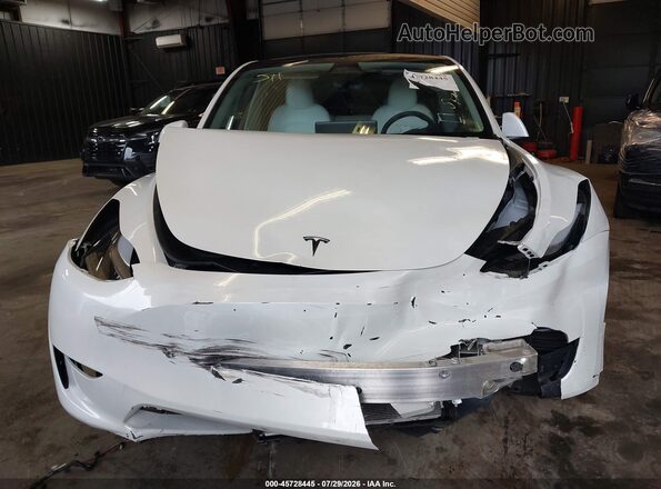 7SAYGDEE9SF302677 2025 TESLA MODEL Y White წინა პანელის ხედი