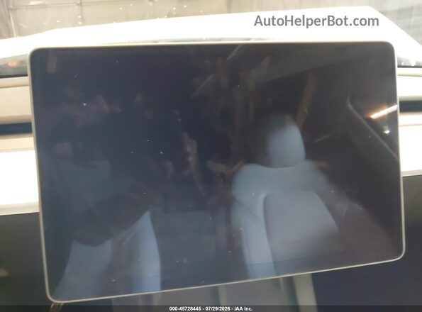 7SAYGDEE9SF302677 2025 TESLA MODEL Y White სალონის 360-გრადუსიანი ხედი