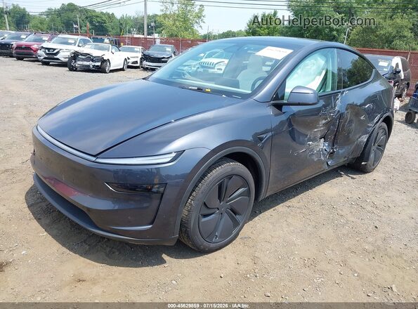 7SAYGDEE9TA454988 2026 TESLA MODEL Y Gray Vista tres cuartos delantera izquierda