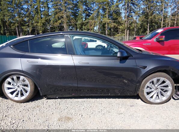 7SAYGDEE9TF355185 2026 TESLA MODEL Y Gray Vista interior de 360 grados