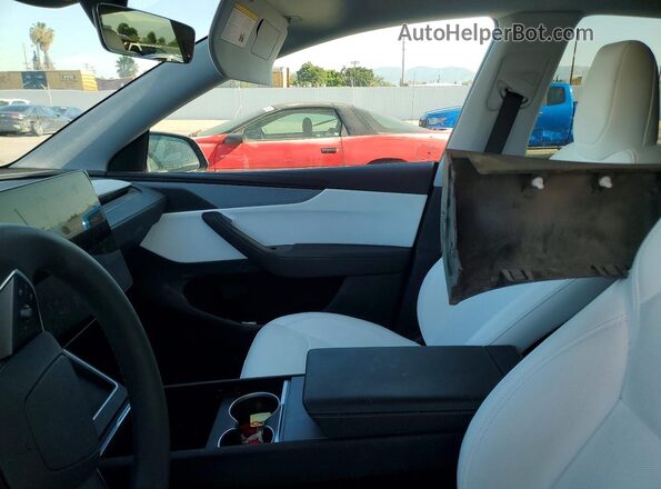 7SAYGDEE9TF371368 2026 TESLA MODEL Charcoal Вид салону спереду