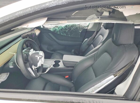 7SAYGDEEXNF318925 2022 TESLA MODEL White Front interior view