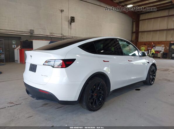 7SAYGDEEXNF385654 2022 TESLA MODEL Y White Rear right