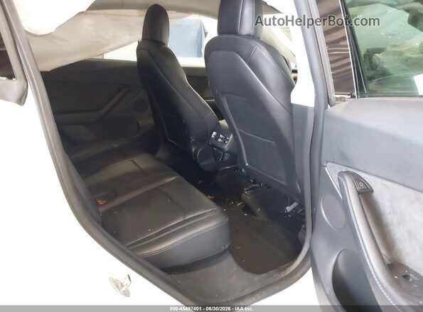 7SAYGDEEXNF385654 2022 TESLA MODEL Y White VIN sticker view