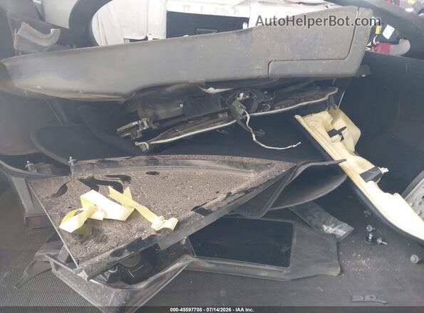7SAYGDEEXNF411458 2022 TESLA MODEL Y Silver Widok deski rozdzielczej