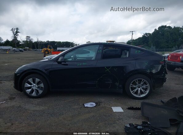 7SAYGDEEXNF565443 2022 TESLA MODEL Y Black 