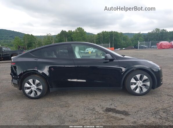 7SAYGDEEXNF565443 2022 TESLA MODEL Y Black 360 interior view