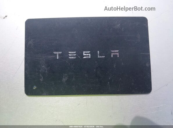 7SAYGDEEXPA041807 2023 TESLA MODEL Y Белый Вид панели приборов