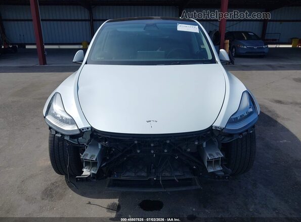 7SAYGDEEXPA041807 2023 TESLA MODEL Y Белый Вид задней части салона