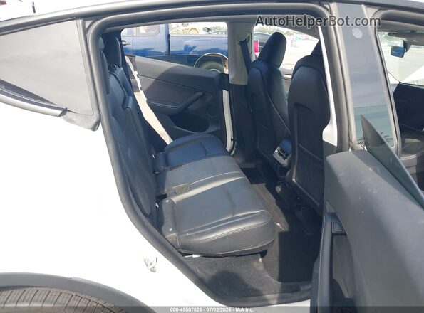 7SAYGDEEXPA041807 2023 TESLA MODEL Y Белый Вид наклейки с VIN-кодом