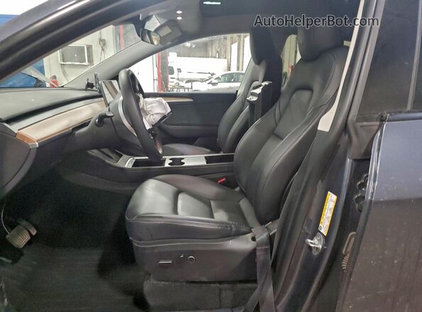 7SAYGDEEXPA056176 2023 TESLA MODEL Серебряный Вид салона спереди