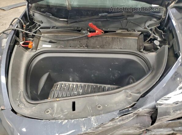 7SAYGDEEXPA056176 2023 TESLA MODEL Серебряный Вид подкапотного пространства