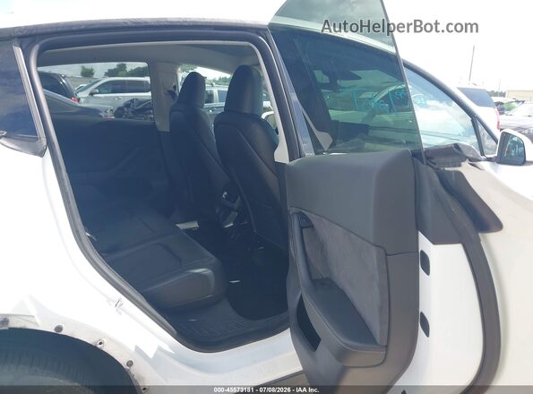 7SAYGDEEXPA061121 2023 TESLA MODEL Y Белый Вид наклейки с VIN-кодом