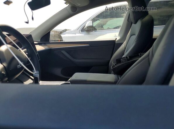 7SAYGDEEXPA064469 2023 TESLA MODEL Blue Widok wnętrza z przodu