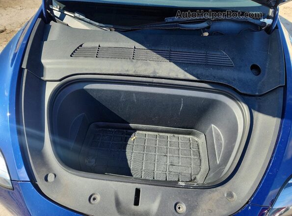 7SAYGDEEXPA068232 2023 TESLA MODEL Blue Rear interior view