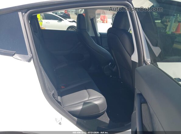 7SAYGDEEXPA095284 2023 TESLA MODEL Y White VIN կոդի պիտակի տեսք