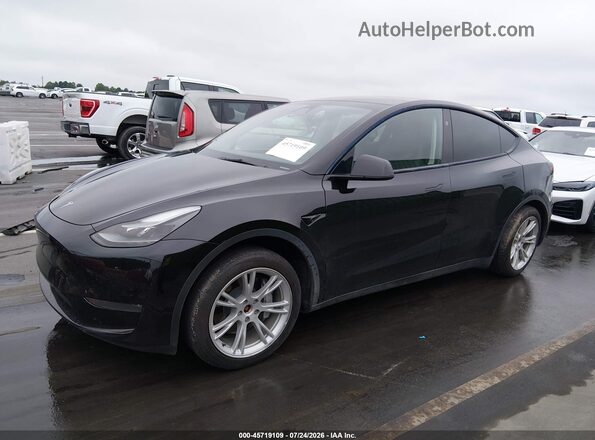 7SAYGDEEXPA181548 2023 TESLA MODEL Y Black Передня ліва чверть