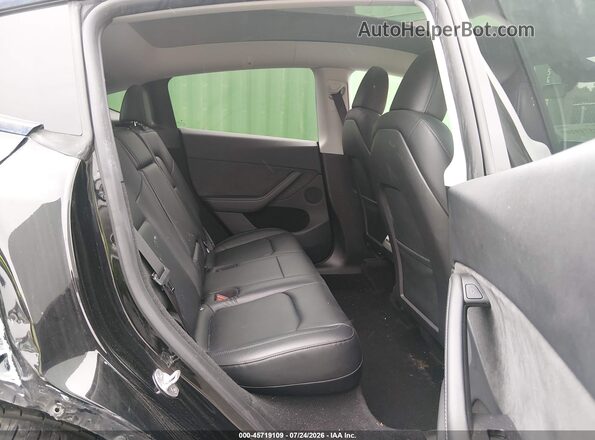 7SAYGDEEXPA181548 2023 TESLA MODEL Y Black Вид наклейки з VIN-кодом