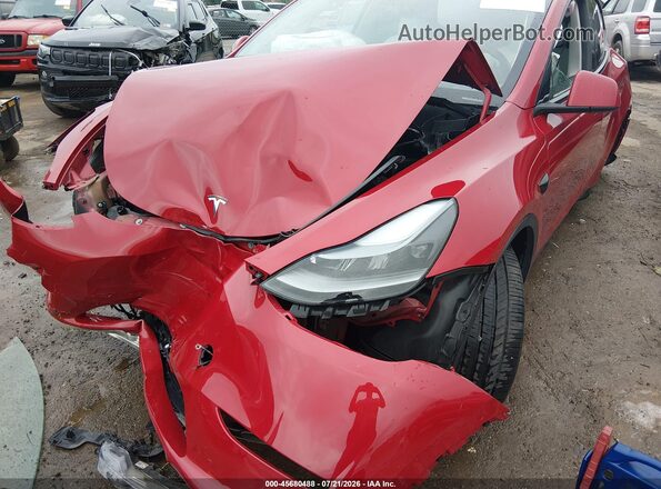 7SAYGDEEXPF865275 2023 TESLA MODEL Y Red Widok z przodu