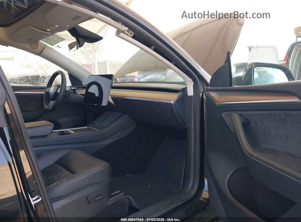 7SAYGDEEXPF883291 2023 TESLA MODEL Y Black წინა სალონის ხედი