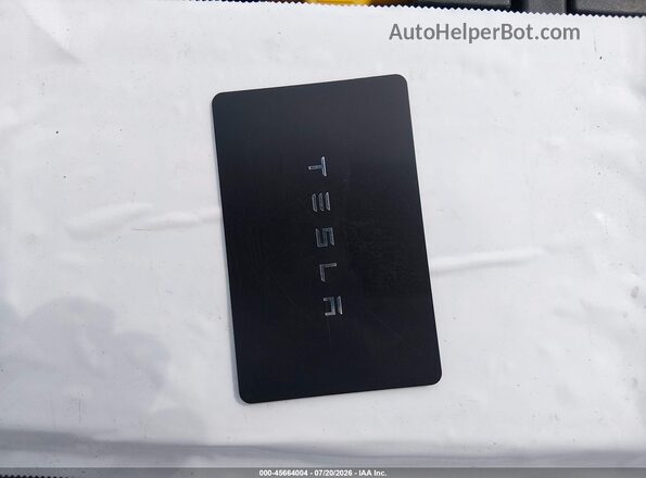 7SAYGDEEXRA219721 2024 TESLA MODEL Y White Vista del salpicadero