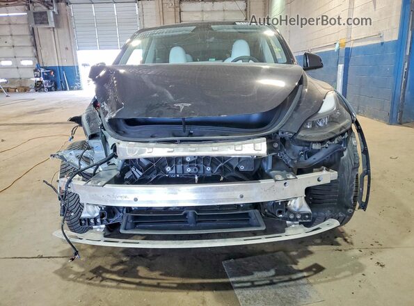 7SAYGDEEXRA278056 2024 TESLA MODEL Gray Вид спереду