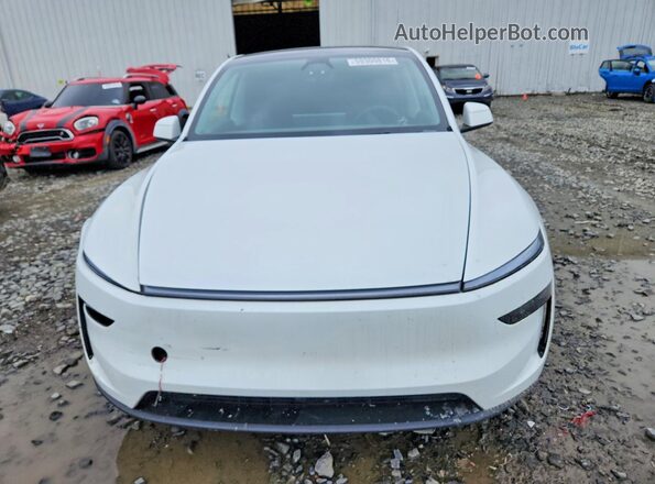 7SAYGDEEXTA388998 2026 TESLA MODEL White Widok z przodu