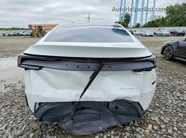 7SAYGDEEXTA388998 2026 TESLA MODEL White Widok z tyłu