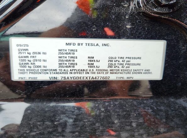 7SAYGDEEXTA477602 2026 TESLA MODEL Black Widok naklejki z numerem VIN