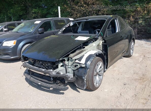 7SAYGDEEXTA598307 2026 TESLA MODEL Y Black Vista tres cuartos delantera izquierda