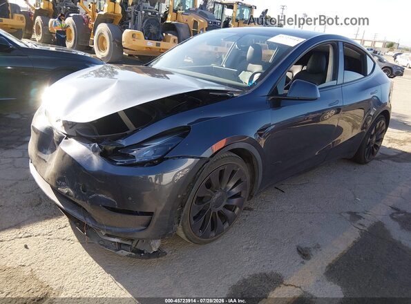 7SAYGDEF0NF404365 2022 TESLA MODEL Y Gray Przód lewy