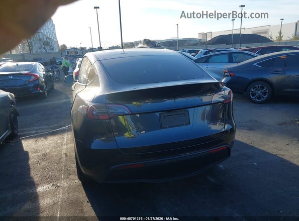 7SAYGDEF0RF062888 2024 TESLA MODEL Y Gray 