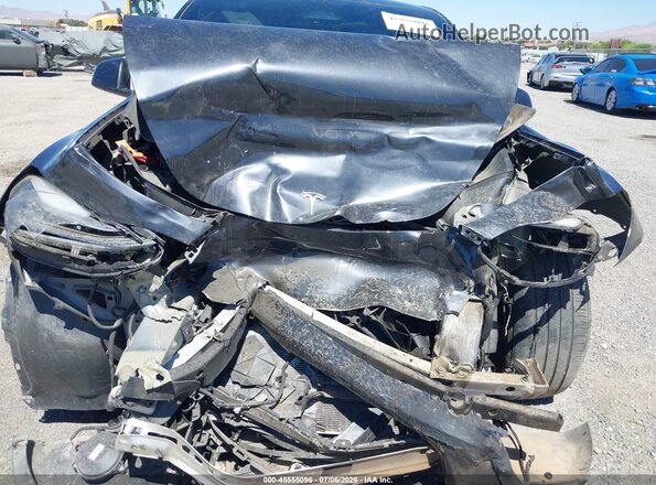 7SAYGDEF0SF237579 2025 TESLA MODEL Y Серый Вид спереди