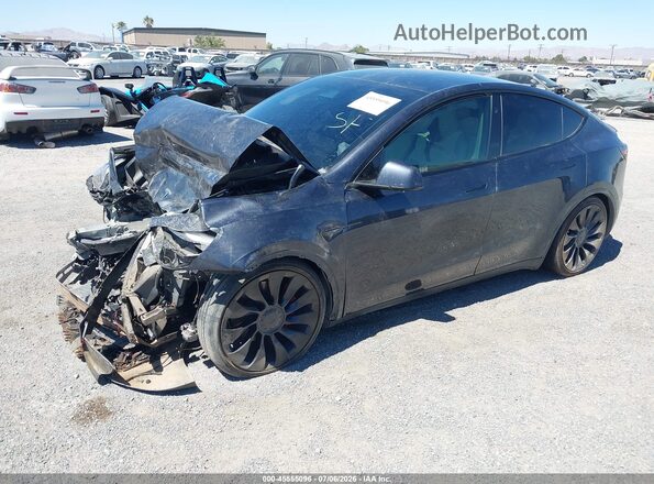 7SAYGDEF0SF237579 2025 TESLA MODEL Y Серый Передняя левая четверть