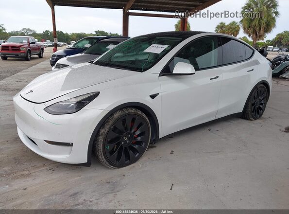 7SAYGDEF1NF517533 2022 TESLA MODEL Y White Przód lewy