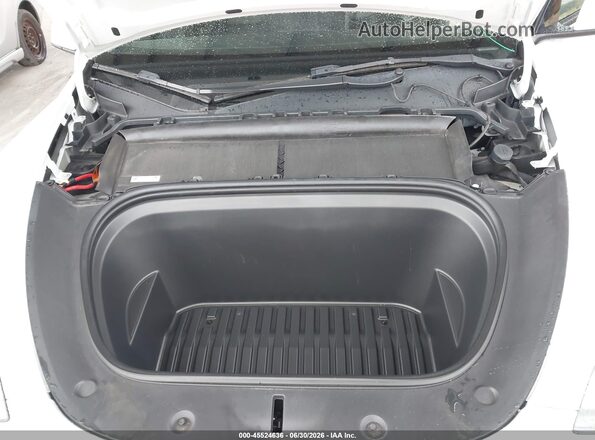 7SAYGDEF1NF517533 2022 TESLA MODEL Y White Widok z tyłu