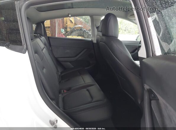 7SAYGDEF1NF517533 2022 TESLA MODEL Y White Widok naklejki z numerem VIN